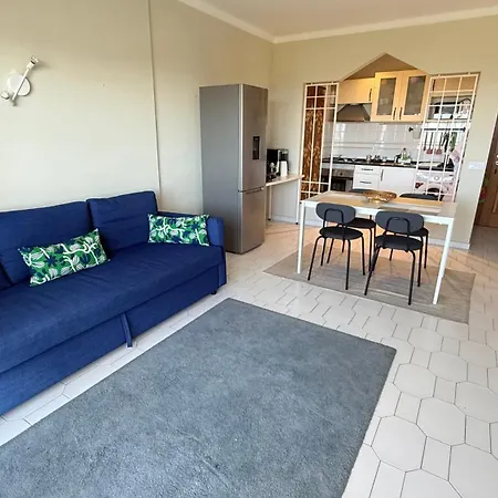 Cozy Sea View Апартаменти